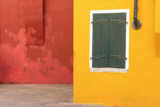 Go Right at the Yellow Wall