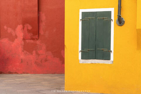 Go Right at the Yellow Wall