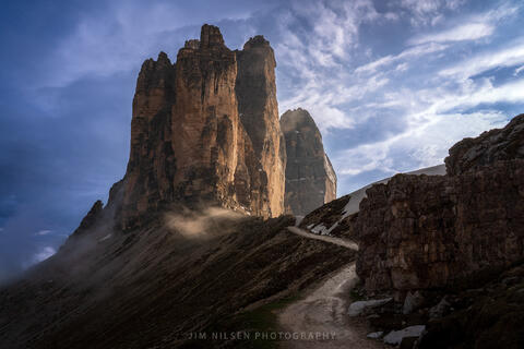 Approaching Tre Cime